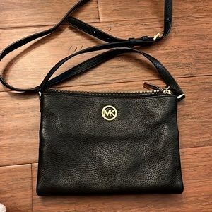 Black Michael Kors Crossbody